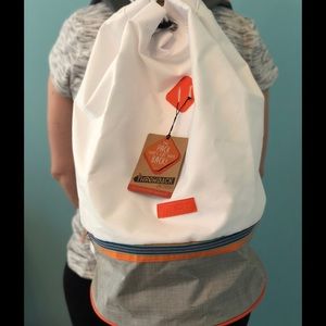 FITKICKS backpack/bucket bag